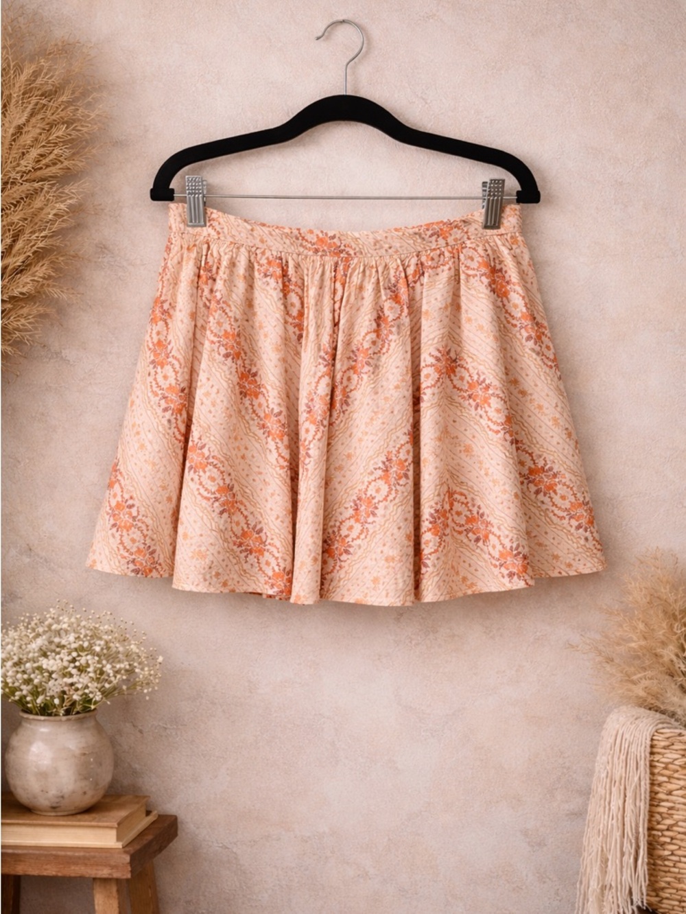 NWT- Free People Gaia Printed pleated mini skirt
Size- M